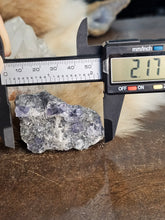 Load image into Gallery viewer, Blue fluorite raw