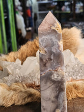 Load image into Gallery viewer, Pink Amethyst tower
