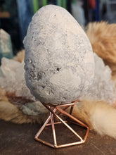 Load image into Gallery viewer, Huge Celestite raw egg