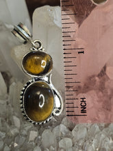 Load image into Gallery viewer, Sterling silver plated tigers eye pendant
