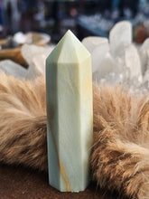 Load image into Gallery viewer, Caribbean calcite tower
