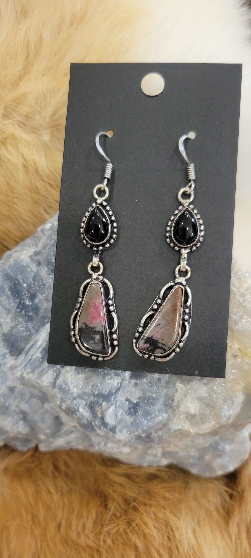 Onyx and Rhodonite fashion earrings