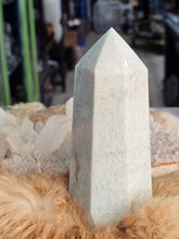 Load image into Gallery viewer, Caribbean calcite tower
