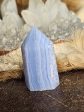 Load image into Gallery viewer, Blue lace agate tower
