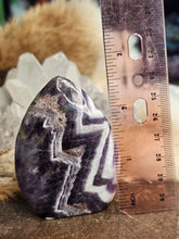 Load image into Gallery viewer, Amethyst free form
