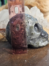 Load image into Gallery viewer, Labradorite skull blue flash
