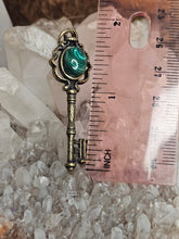 Load image into Gallery viewer, Malachite pendant
