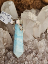 Load image into Gallery viewer, Stainless steel blue aragonie pendant

