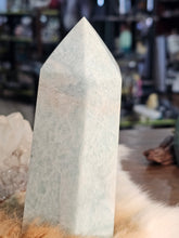 Load image into Gallery viewer, Caribbean calcite tower
