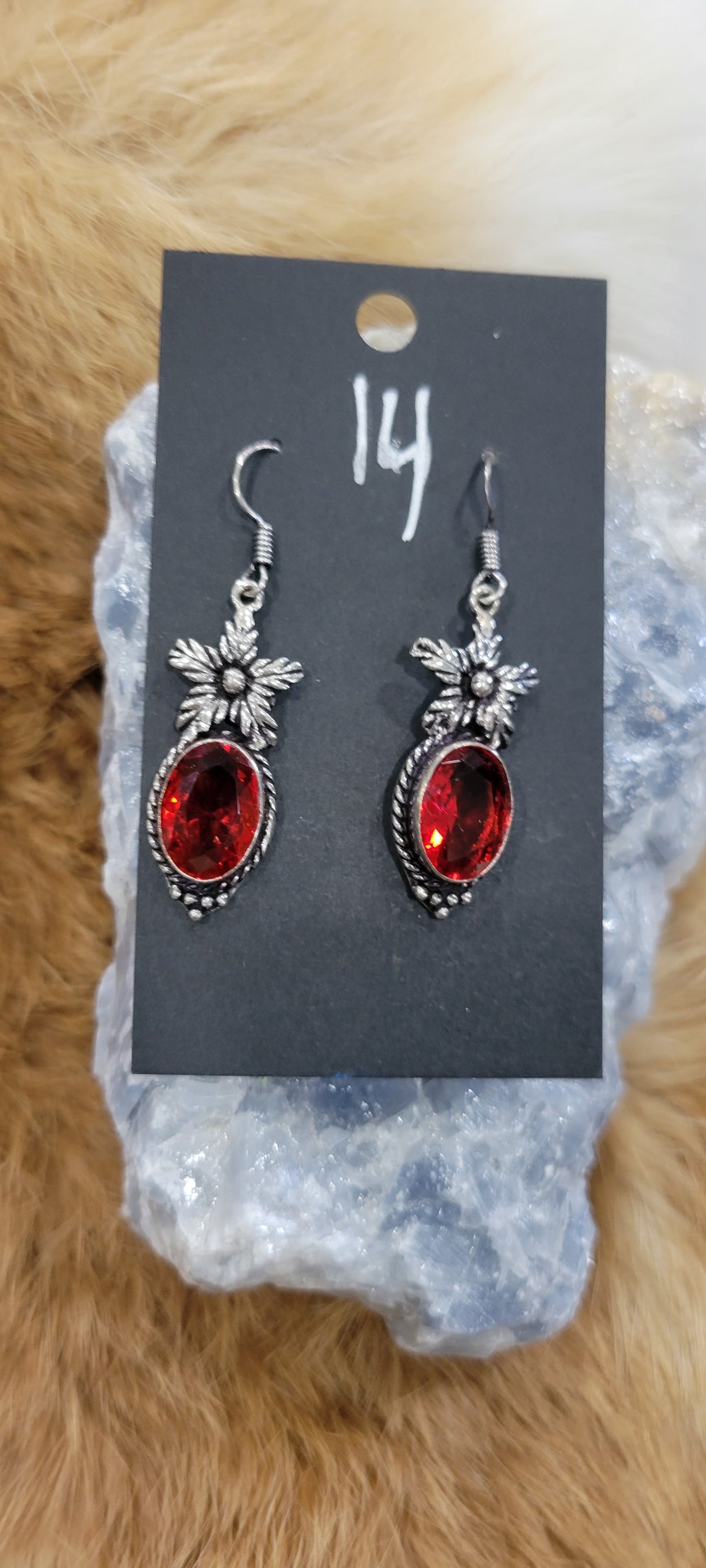 Garnet flower fashion earrings