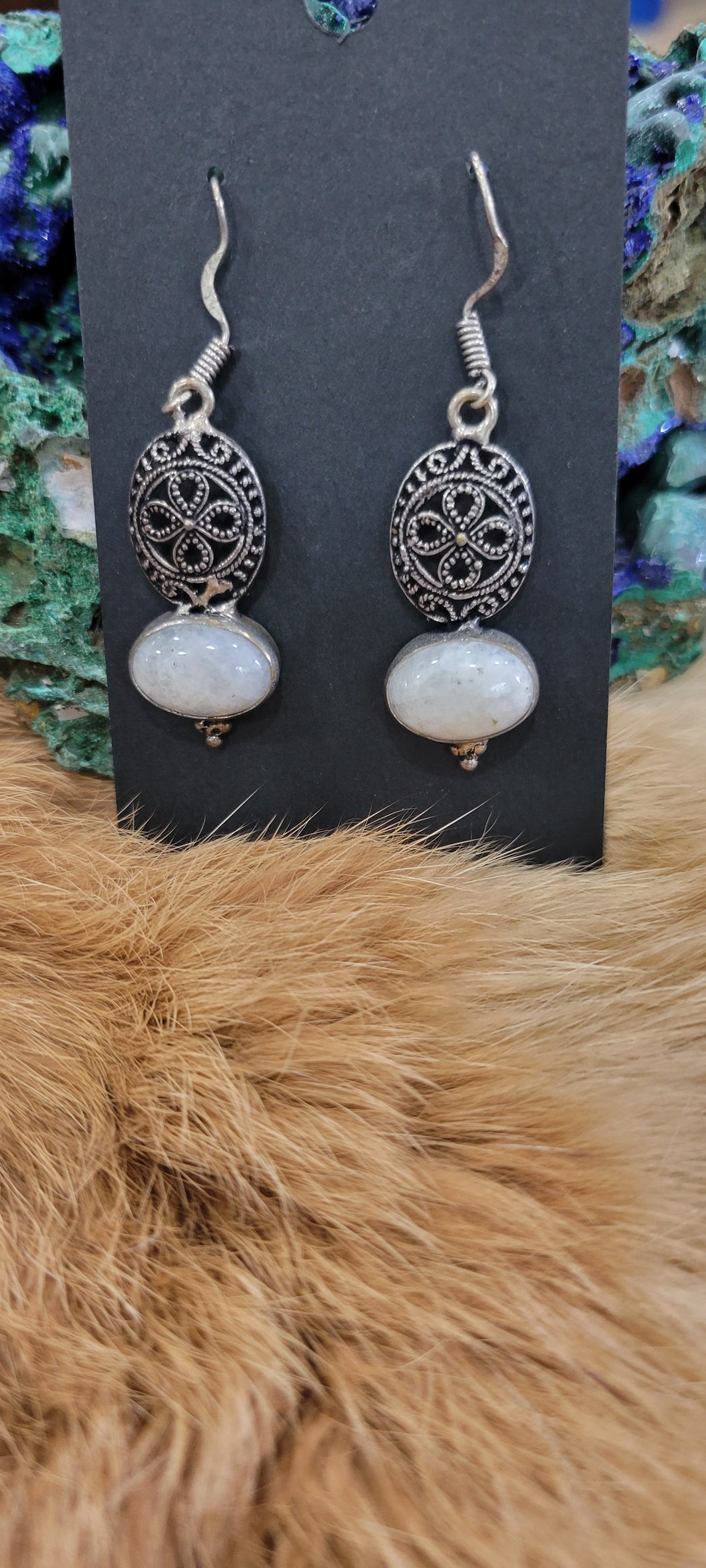 Moon stone fashion earrings